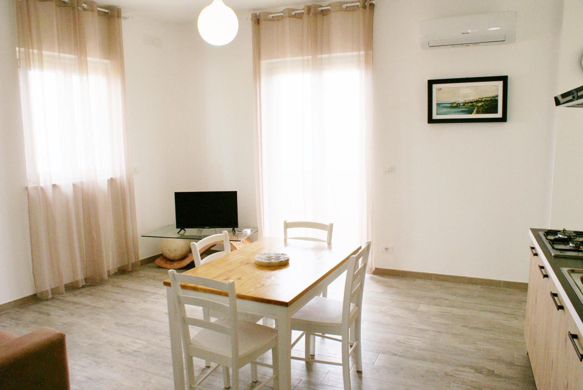 Bloom Tropea Aparthotel Ciaramiti ภายนอก รูปภาพ